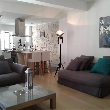Duplex Douillet - Tres Calme - Centre Historique * Avignon